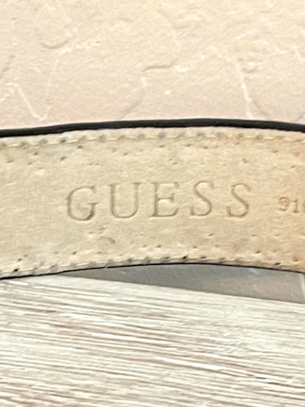 Guess belt size